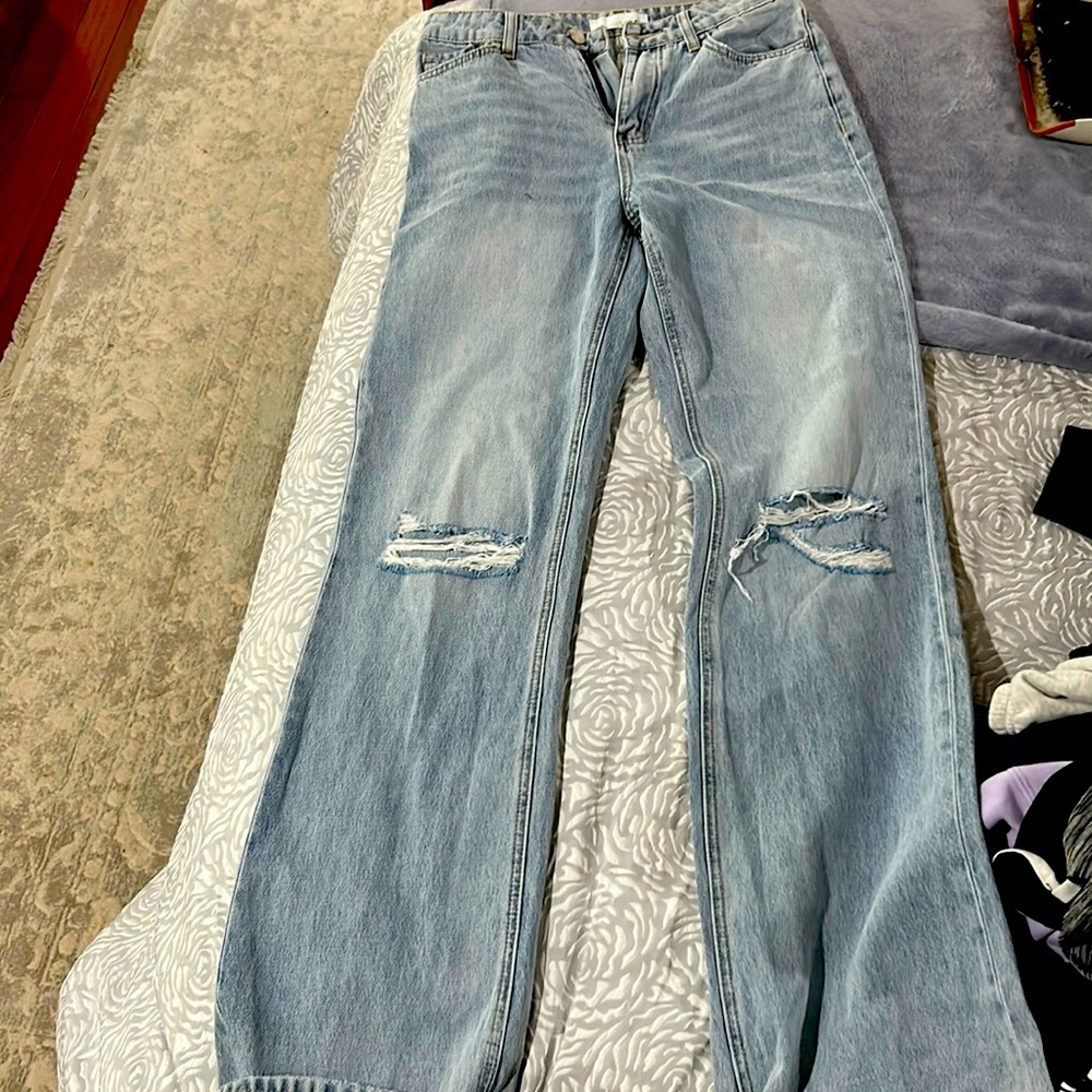 Size 26 jeans. Flare with rips